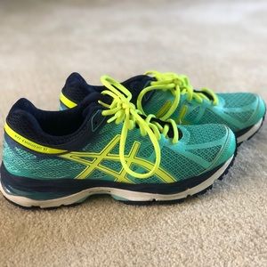 Asics Fluidride Gel Cumulus 17, worn twice